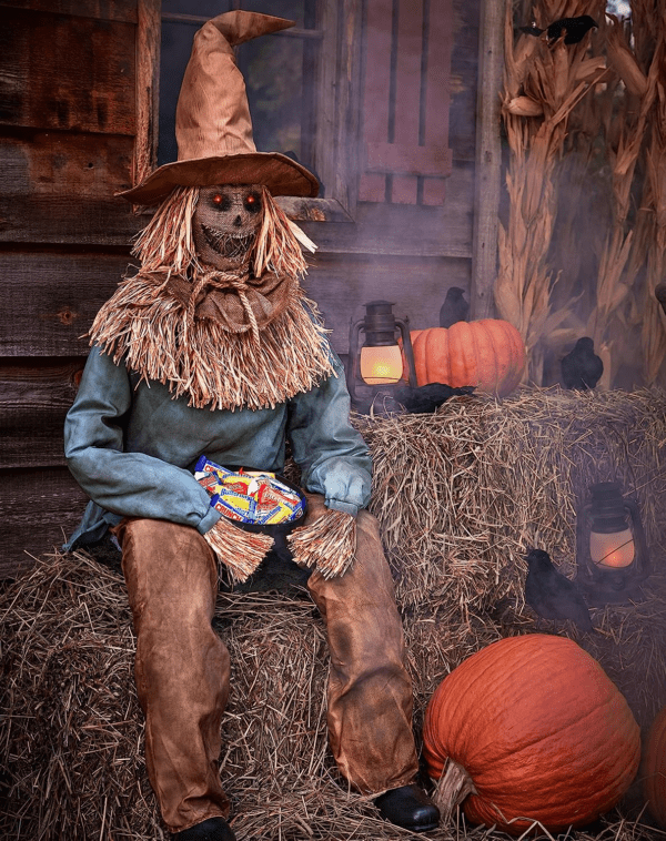 4.5 Ft Scary Sitting Scarecrow Animatronic - Image 2